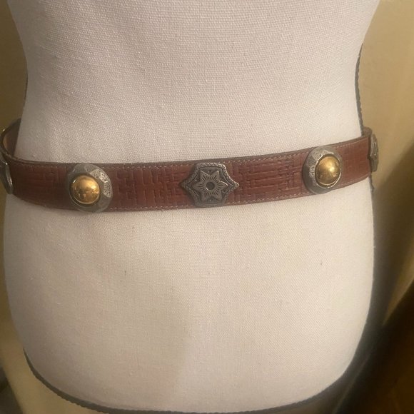Western Style Studded Belt Size 43"L - Picture 2 of 4